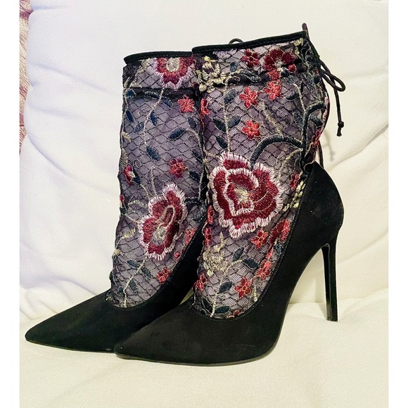 ZARA Black Floral Embroidery Sock Heels - Picture 4 of 14
